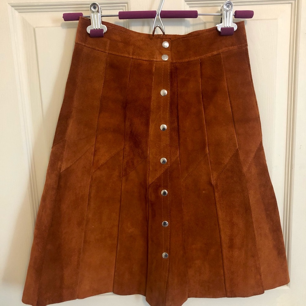 Vintage (70’s) suede skirt